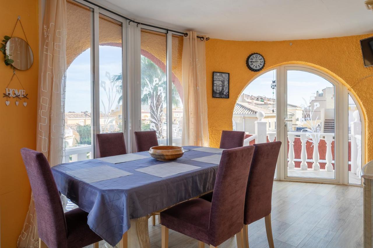 Rr Villa Monforte del Cid Luaran gambar